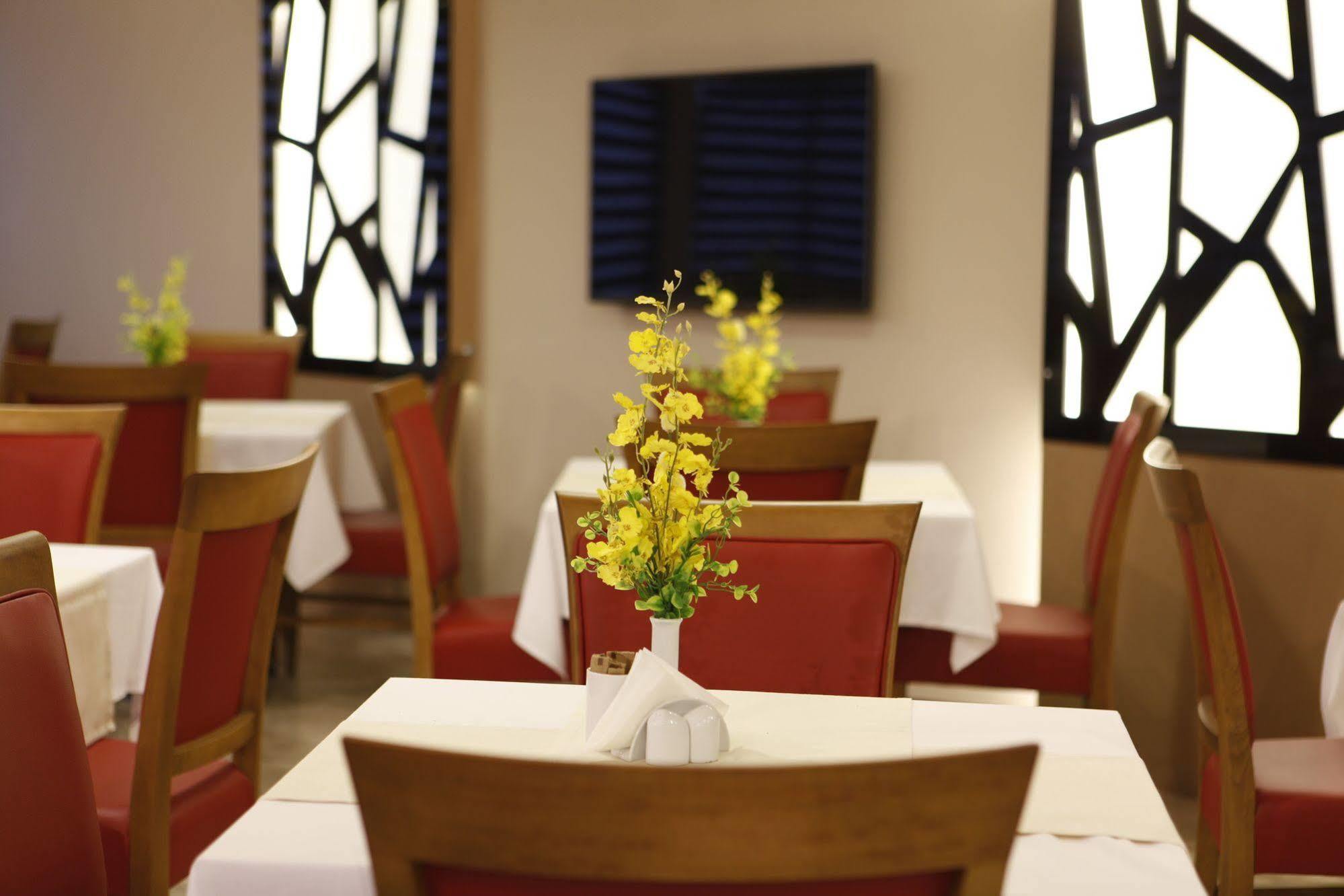 Fayton Hotel Akhisar Екстер'єр фото